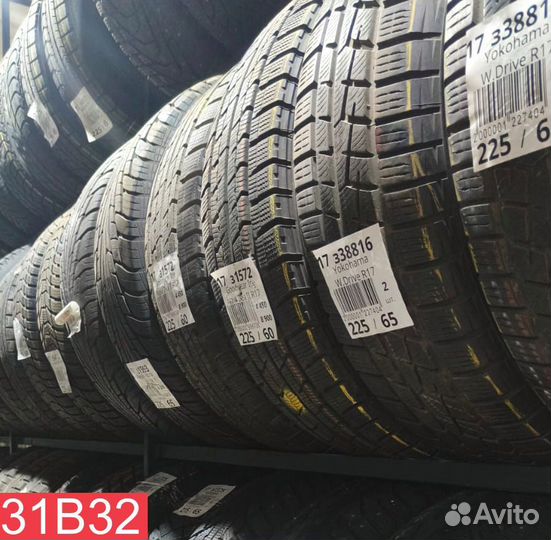 Michelin X-Ice North 4 215/65 R16 98M