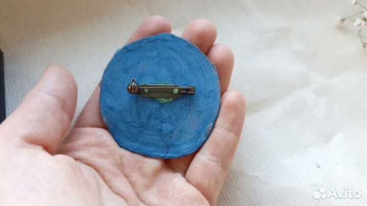 Брошь ручной работы керамическая в японском стиле