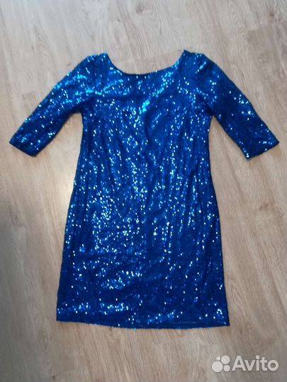 Платье вечернее