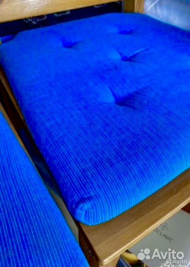 Стол обеденный со стульями