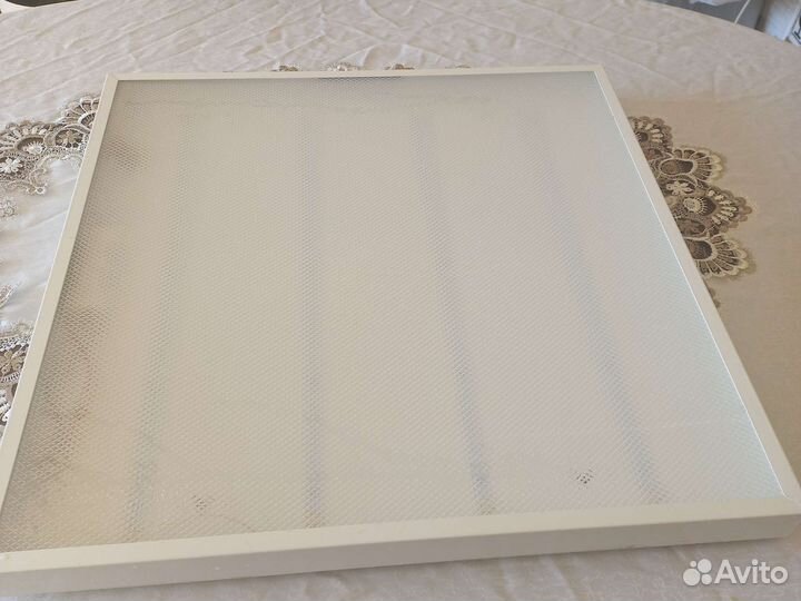 Светильник потолочный светодиодный