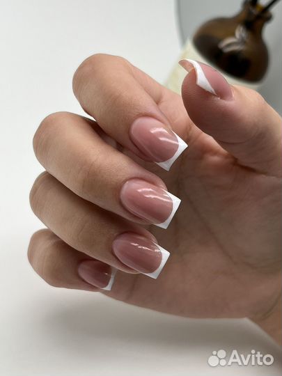 Мастер маникюра