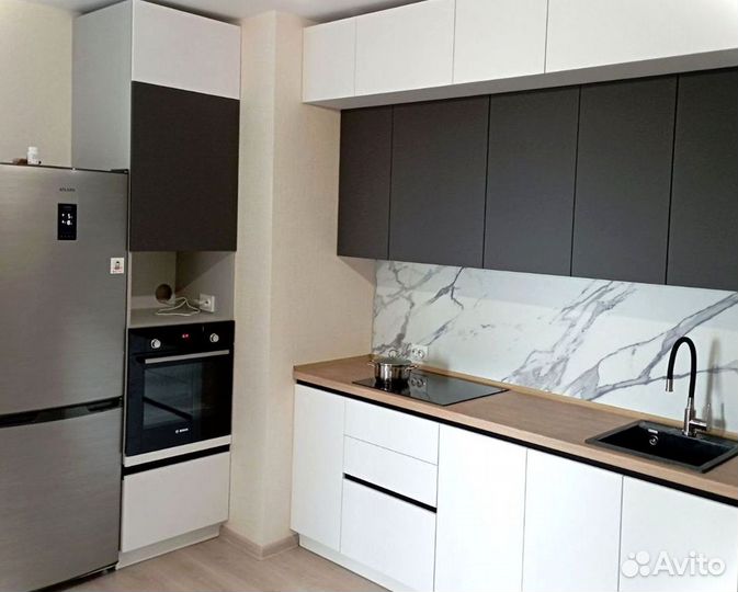 Кухня в потолок