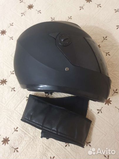 Мотошлем с воротником