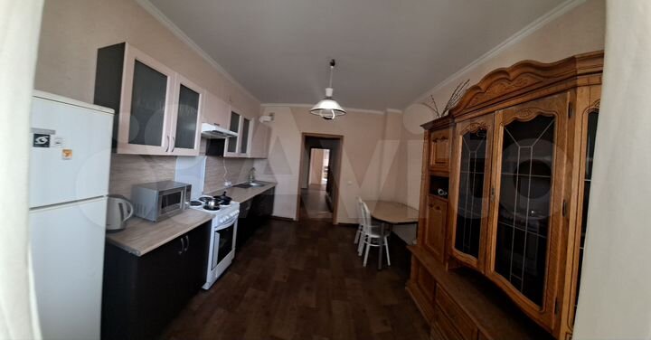 3-к. квартира, 89 м², 13/16 эт.