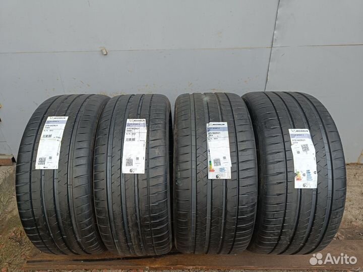 Michelin Pilot Sport PS4 SUV 275/45 R21 и 315/40 R21 115Y