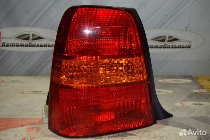 Стоп лево c Toyota Progres JCG10 1JZ-GE