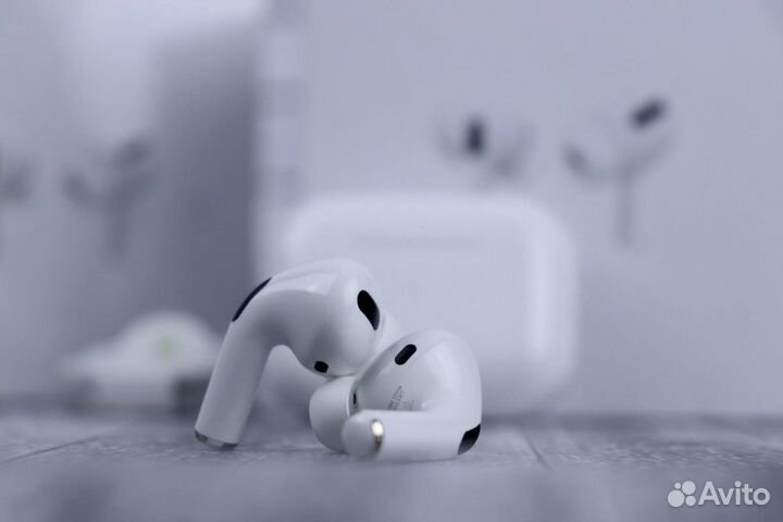 Беспроводные наушники AirPods Pro