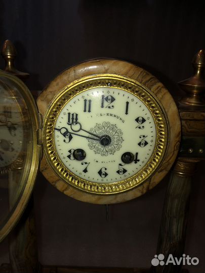 Старинные Каминные часы с боем. Оникс