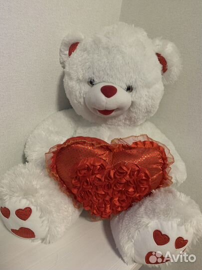 Плюшевый медведь