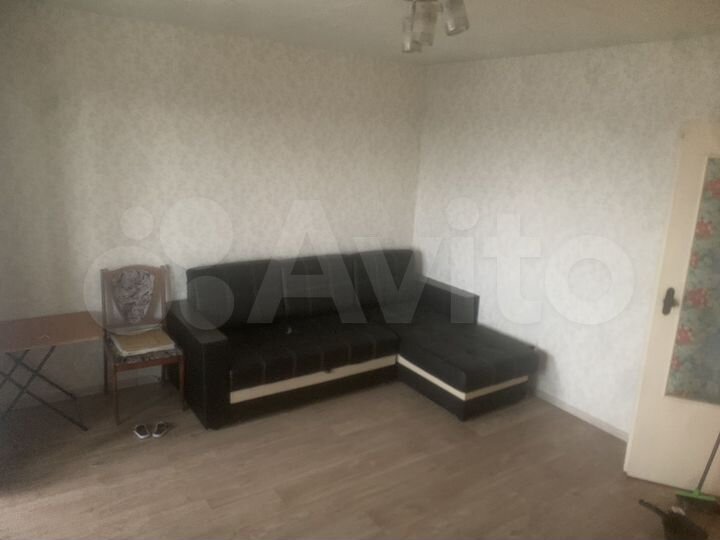 2-к. квартира, 52 м², 3/3 эт.