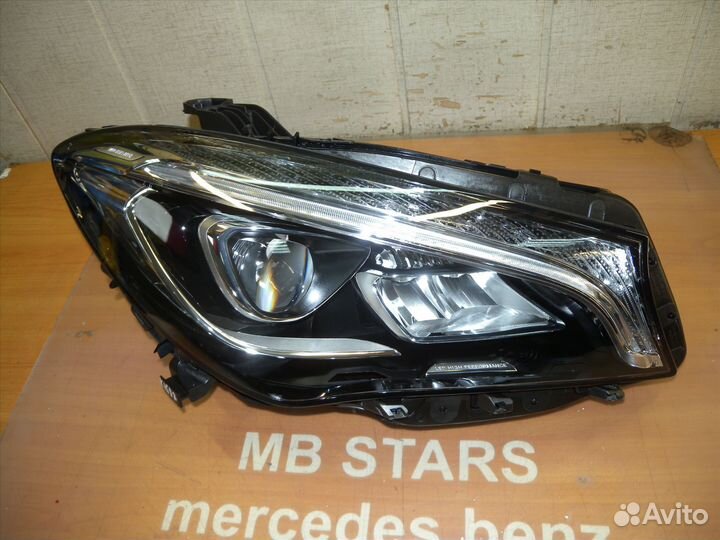 Фара Mercedes W117 Мерседес в117