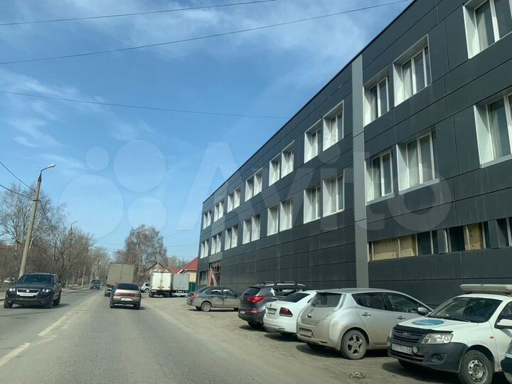 Офис с новым ремонтом и парковкой, 2244 м²