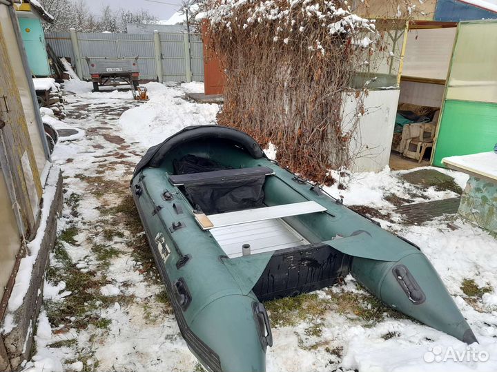 Лодку гладиатор