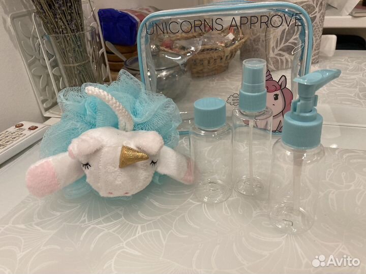 Набор емкостей для путешествия, бассейна