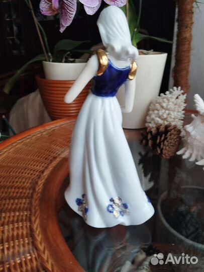 Статуэтка фарфор германия