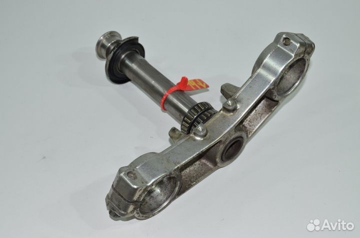 Траверса нижняя Kawasaki ZX-9R ZX900B