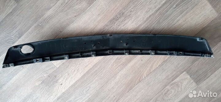 Накладка решетки радиатора Mazda Cx-7 2009-2012