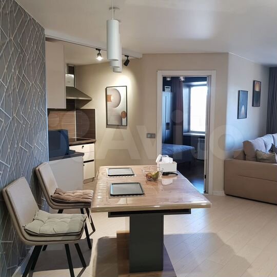 3-к. квартира, 77 м², 2/9 эт.