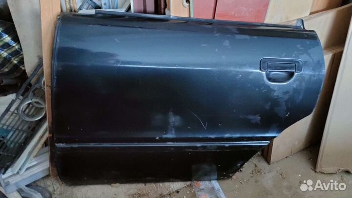 Дверь (пенка) левая задняя на audi 80