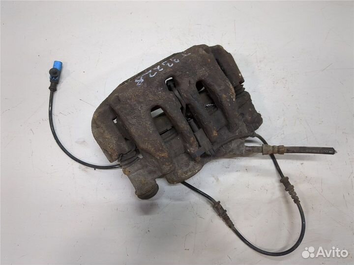 Суппорт Mercedes Sprinter, 2010