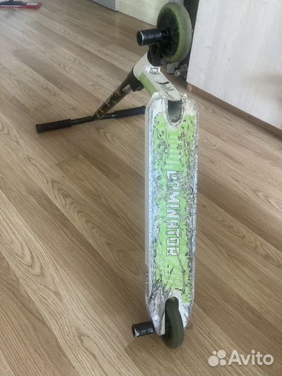 Трюковой самокат