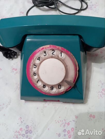 Старый телефон СССР дисковый