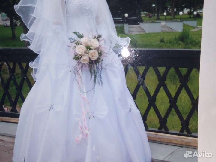 Платье свадебное