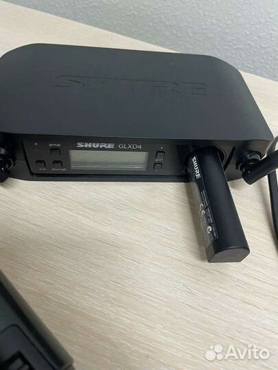 Цифровая радиосистема Shure Glxd24E/Beta58A. Орига