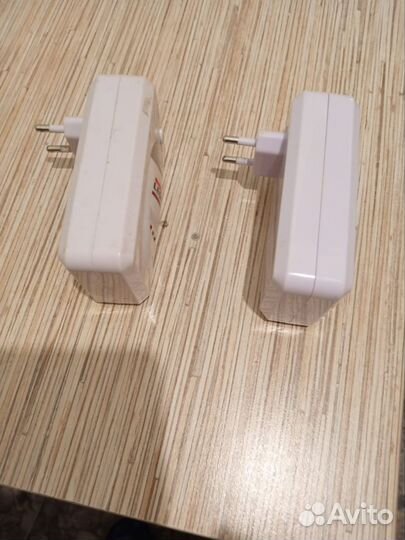 Отпугивает от мышей, тараканов, мух, комаров