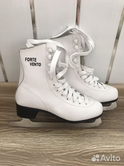 Коньки фигурные