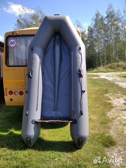 Надувная лодка