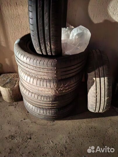 Goodyear EfficientGrip 185/65 R15 88H