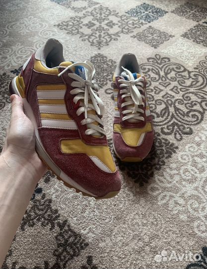 Кроссовки adidas zx 700