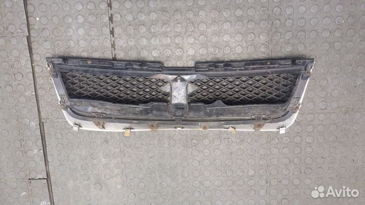 Решетка радиатора Suzuki Grand Vitara, 2008