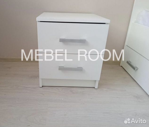 Тумба прикроватная