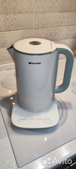 Электрический чайник Kitfort кт-629-1