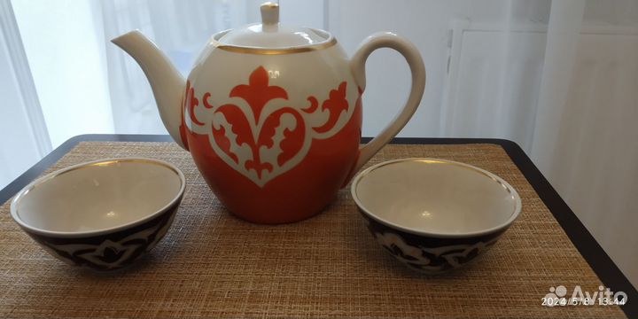 Чайник заварочный фарфоровый