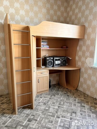 Двухъярусные кровати