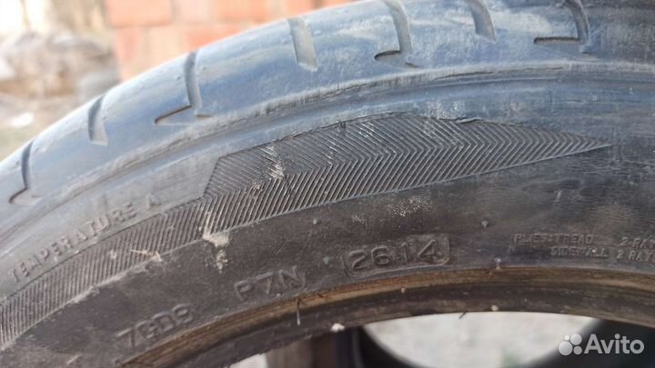 Bridgestone Potenza S001 255/45 R17