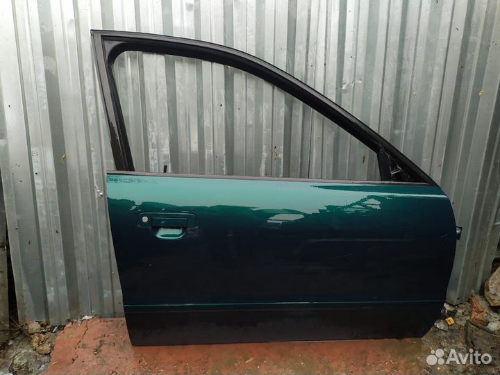 Дверь передняя (правая) Audi A4 C5