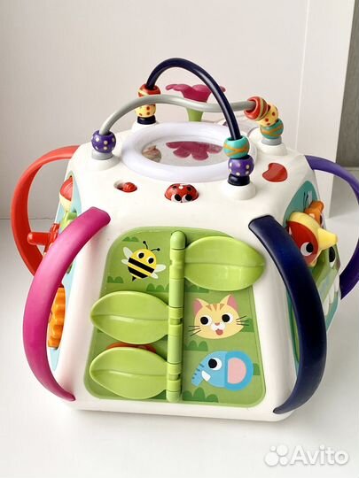 Игровой развивающий центр-бизиборд для малышей