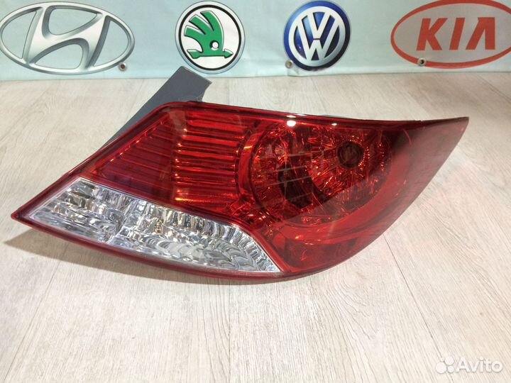 Фонарь задний Солярис 10-14гг седан дорестайл