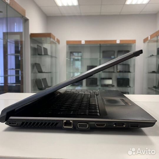 Ноутбук Lenovo (Pentium/ 3gb ram/ GeForce 310M)