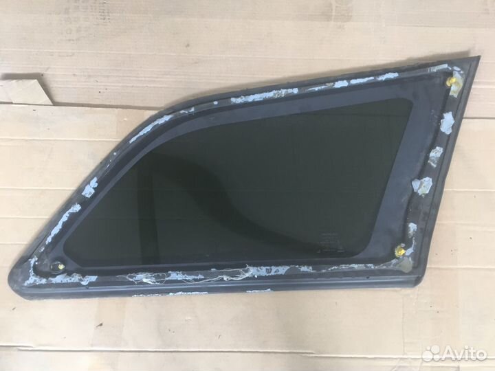 Стекло кузовное левое Dodge Journey 1 (5824)