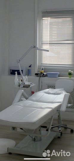 Кушетка косметологическая гидравлическая бу