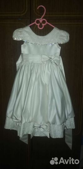 Платье для девочки праздничное 116