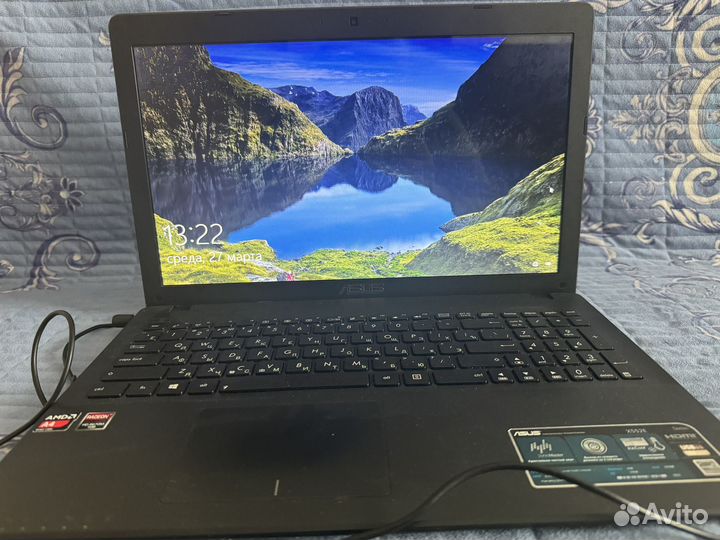 Ноутбук asus