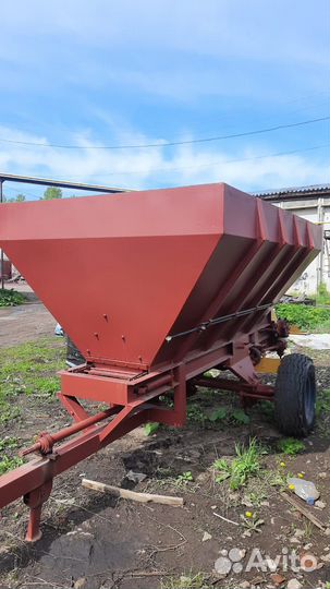 Разбрасыватель удобрений Башсельмаш МВУ-5, 2023