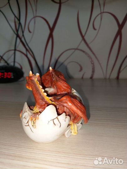 Фигурки статуэтки вылупление дракона из яйца